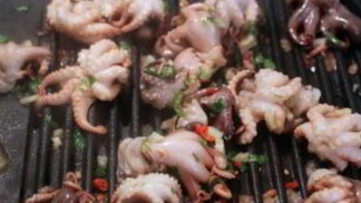 осьминог на гриле