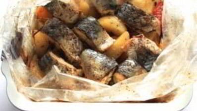 скумбрия в духовке с картошкой