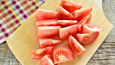 цесарка в духовке с картофелем и черносливом