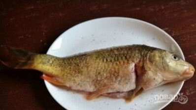 запекание карпа в духовке