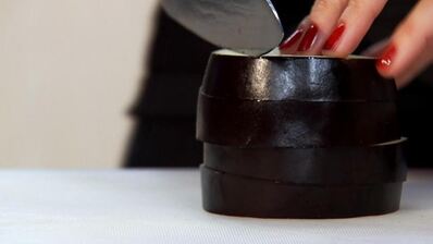 зубатка с овощным соусом и желтым рисом