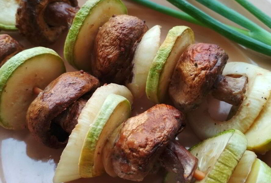 Шашлычки из грибов в духовке