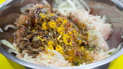 шашлык из куриных грудок с овощами