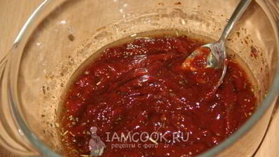 шашлык из куриных сердечек в томатном соусе