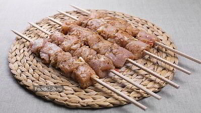 шашлык из курицы в чесночно-луковом маринаде