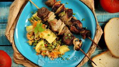 шашлык из свинины с овощами в духовке