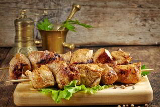 Шашлык из свинины в луковом маринаде