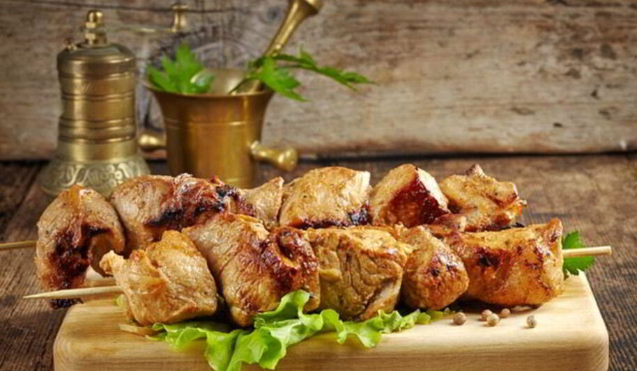 Рецепт шашлыка из свинины в луковом маринаде