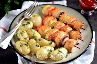 Шашлык на кефире из куриного филе с овощами