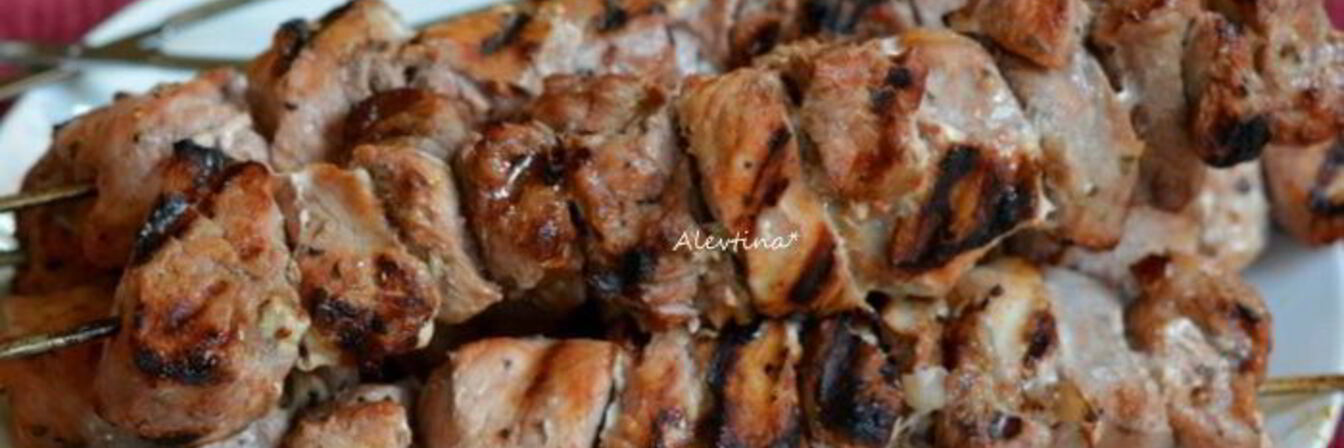 Свиной шашлык на красном вине