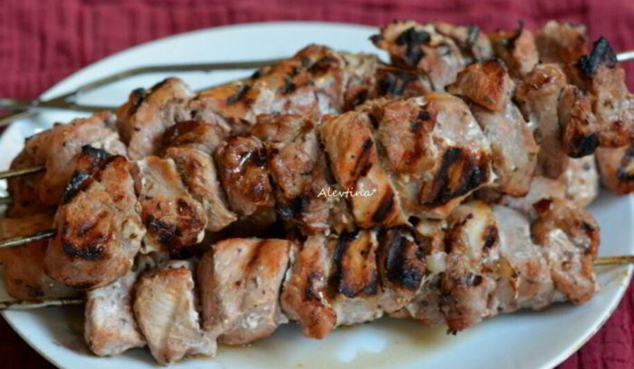 Рецепт свиного шашлыка на красном вине