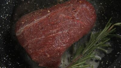 говяжий стейк с булгуром