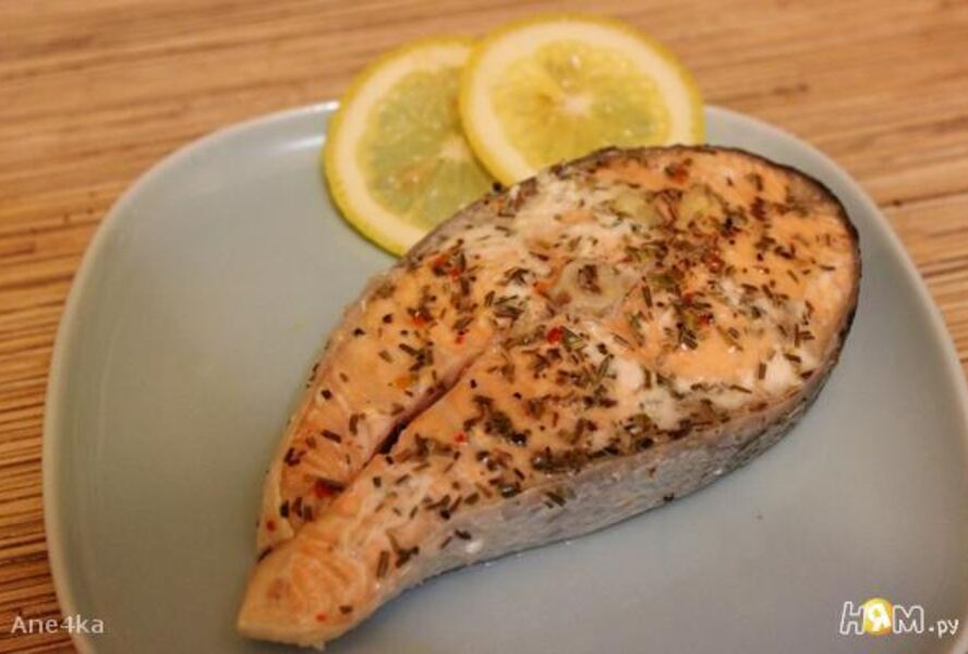 Стейк из лосося на пару