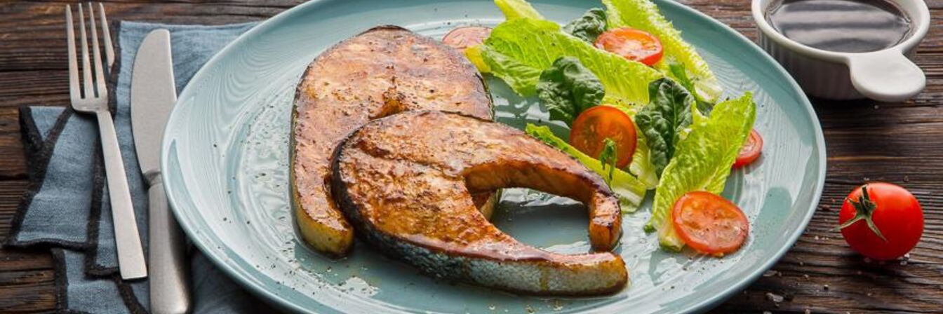 Стейк из семги в глазури терияки