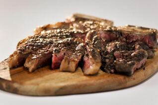 Стейк ти-бон