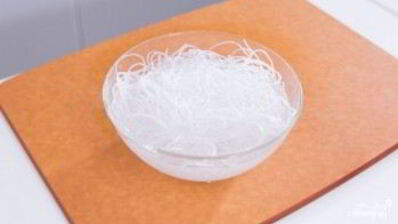 стеклянная лапша со свининой