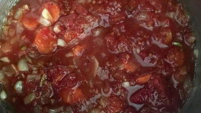 домашние тефтели в томатном соусе с зеленым булгуром