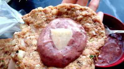 говяжьи тефтели с фасолью и моцареллой