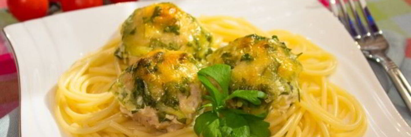 Куриные тефтели в сливочном соусе