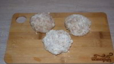 куриные тефтели в сметанном соусе