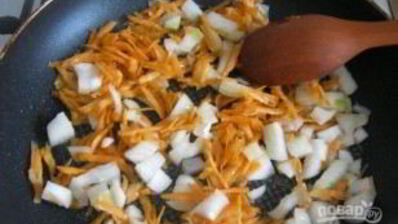 тефтели под соусом на сковороде