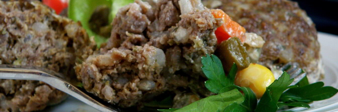 Тефтели с овощами в сливках