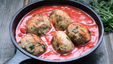 тефтели в остром томатном соусе