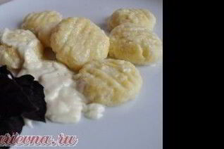 Творожные ньокки со сливочным соусом