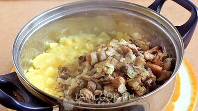 постные вареники с картошкой и грибами