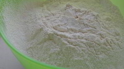 вареники из цельнозерновой муки с половинками слив