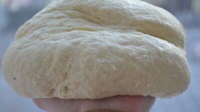 вареники из цельнозерновой муки с половинками слив