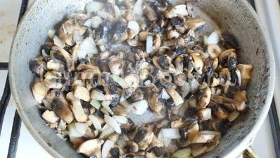 вареники с картошкой и грибами в мультиварке на пару