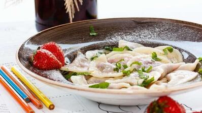 вареники с клубникой