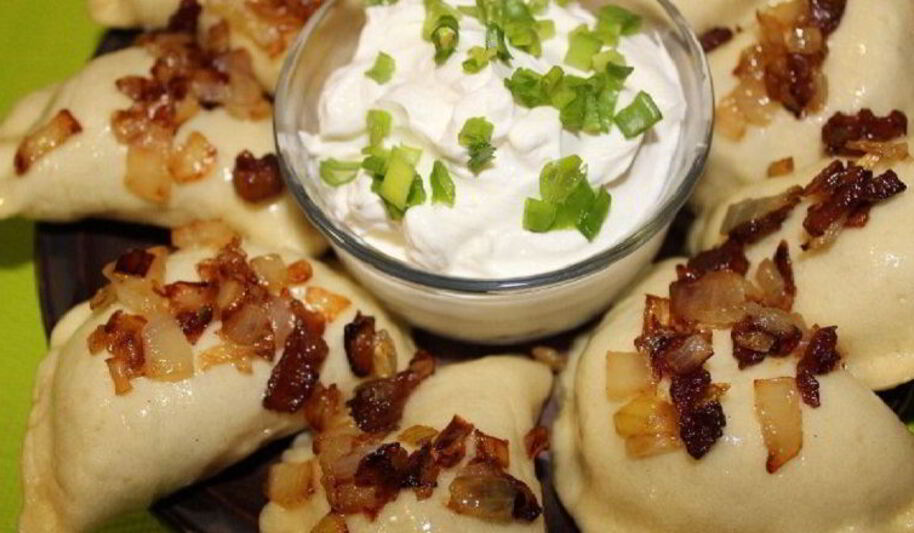 Рецепт вареников с сырым картофелем