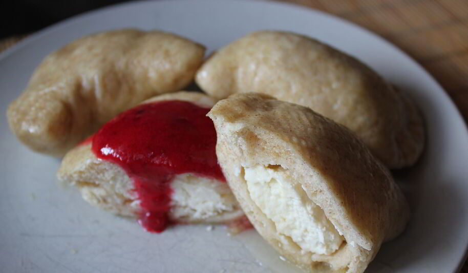 Рецепт вареников с творогом на пару