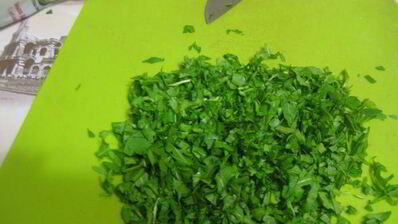 зеленые ньокки с руколой и масляным соусом