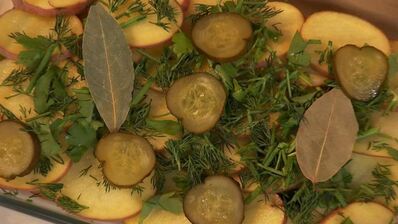 карельское жаркое из свинины и сельди