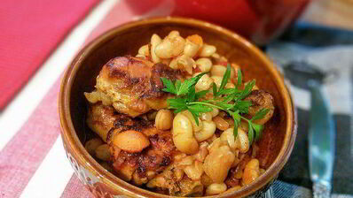 жаркое из курицы с фасолью