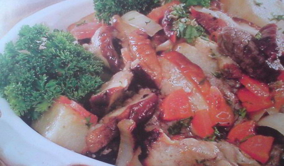 Рецепт жаркого с грибами и овощами