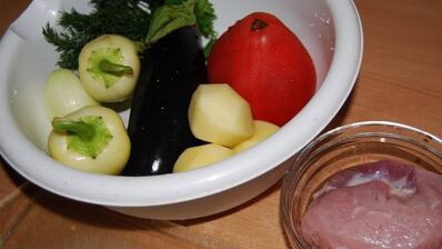 жаркое в горшочке краски лета