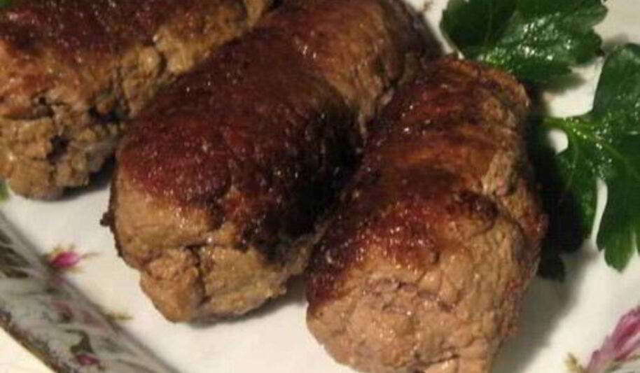 Рецепт зраз из говядины и свиного фарша по-румынски