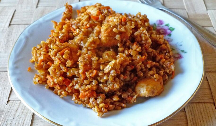 Рецепт гречки по купечесок с курицея