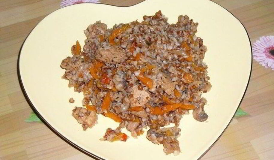 Рецепт гречки по-купечески со свининой в духовке