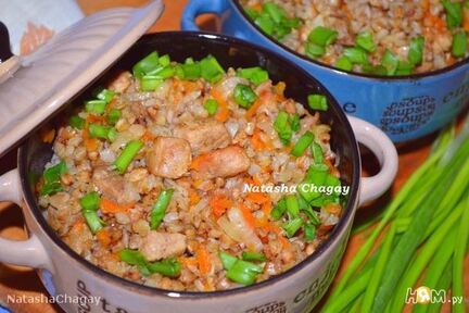 Гречка с мясом в горшочке