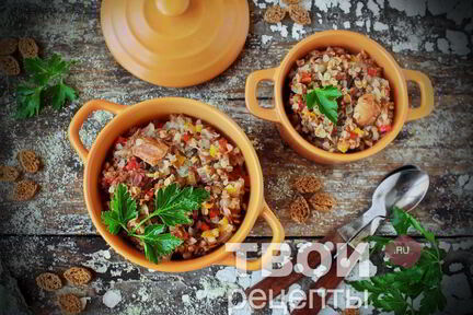 Гречка с тушенкой