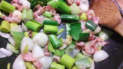 гречневая каша с шампиньонами в мясном хлебце