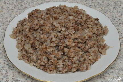 Гречневая каша с тушенкой