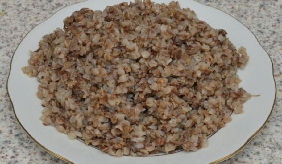 Рецепт гречневой каши с тушенкой