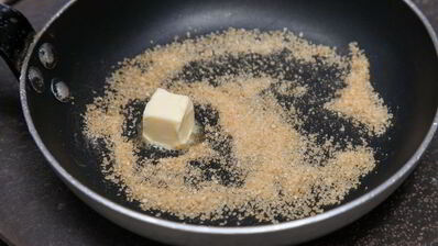 каша овсяная с жареными бананами