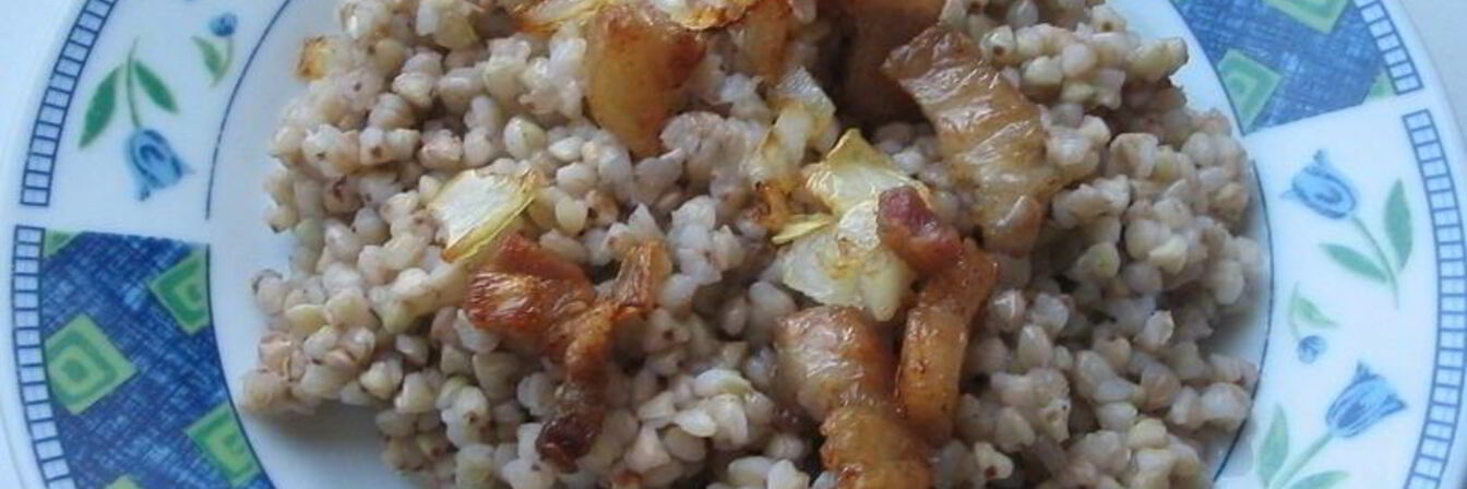 Каша со шкварками